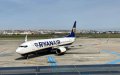 Dramático parto en pleno vuelo : avión aterriza de emergencia en Málaga por pasajera embarazada