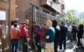 En España, miles de marroquíes salen de la sombra
