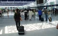 Marruecos prohíbe despedidas en aeropuertos : Familias exigen cambios