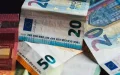 Nueva directiva europea amenaza las remesas de marroquíes en el extranjero