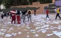 Polémica tradición escolar en Marruecos : Estudiantes destrozan libros para celebrar el fin de curso