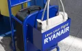 Ryanair dispara sus ganancias : El polémico negocio del equipaje de mano