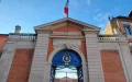 Su empleador intenta regularizarlo cuatro veces, pero este marroquí acaba recibiendo una OQTF