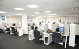 Nueva ley francesa amenaza miles de empleos en centros de llamadas marroquíes