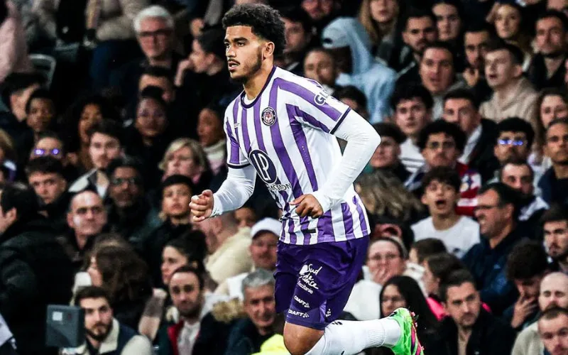 Aboukhlal lidera la nómina del Toulouse : El marroquí supera a Van Den Boomen como el mejor pagado
