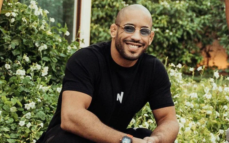 Abu Azaitar regresa al octágono : Duelo de titanes en UFC 294 Abu Dhabi
