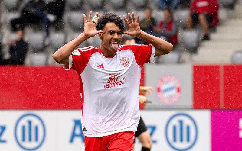 Adam Aznou : La joven promesa del Bayern borra su compromiso con Marruecos