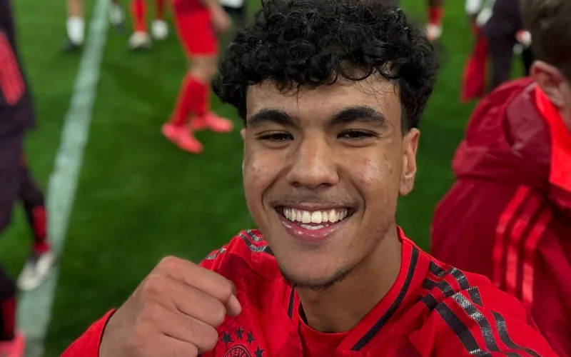 Adam Aznou : El prodigio marroquí que revoluciona el Bayern con 18 años