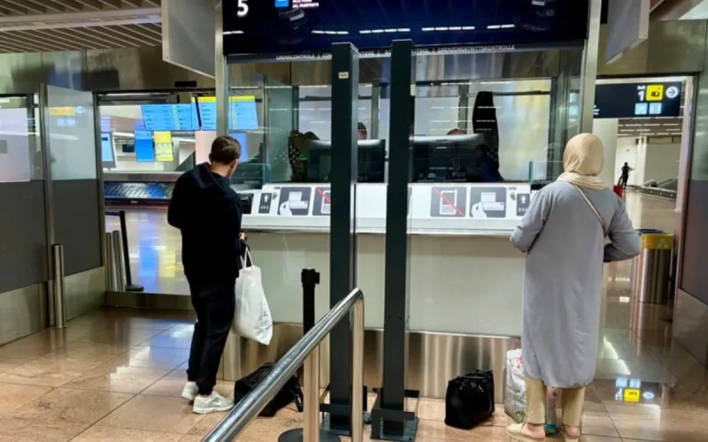 Aeropuerto de Bruselas : Lo que Espera a los Viajeros Marroquíes con el Nuevo Sistema EES