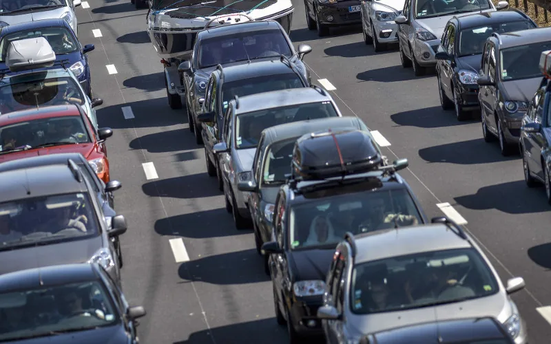 Alerta en las autopistas marroquíes : Picos de tráfico y consejos para viajeros en vacaciones escolares