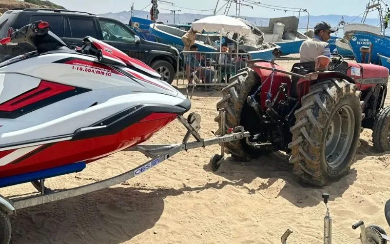 Alerta en Nador : Detienen a dos por alquiler ilegal de motos acuáticas