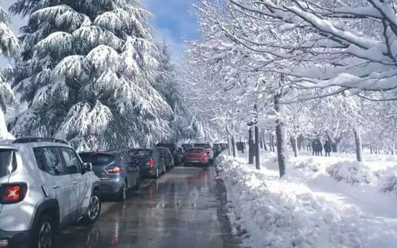 Alerta naranja en Marruecos : Tormentas, nieve y fuertes vientos sacuden varias provincias