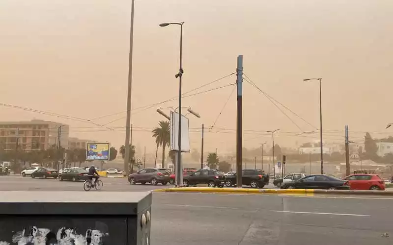 Alerta naranja en Marruecos : Vientos de hasta 90 km/h y tormentas de arena azotan varias regiones