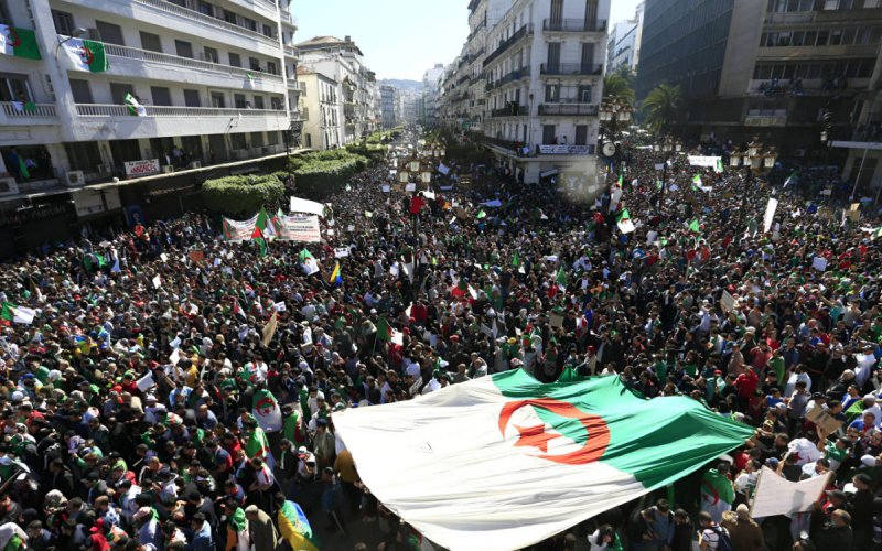"Argelia acusa a Marruecos de incitar protestas juveniles en medio de tensiones regionales"