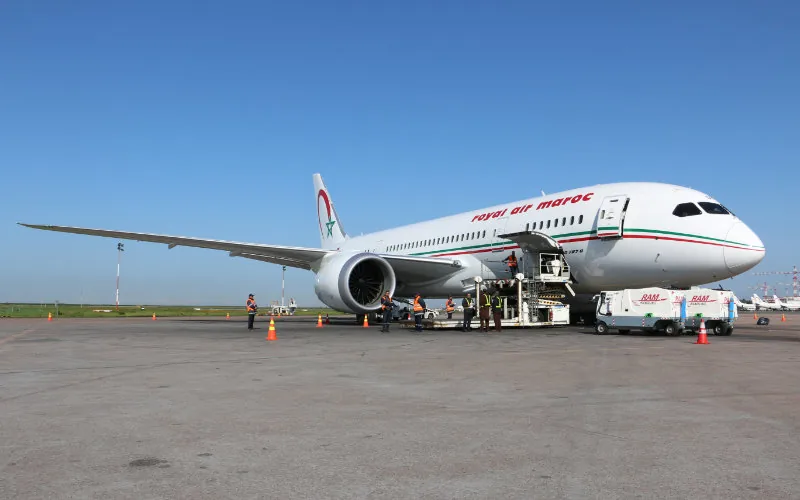 Argelia, forzada a abrir su cielo a Marruecos por acuerdo CAF-Royal Air Maroc