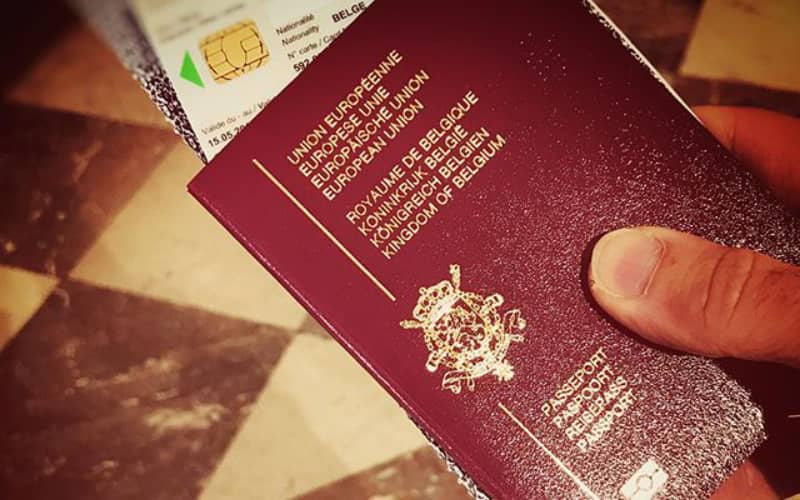 Bélgica endurece la ley de nacionalidad : 1.000 euros y examen obligatorio para ser belga
