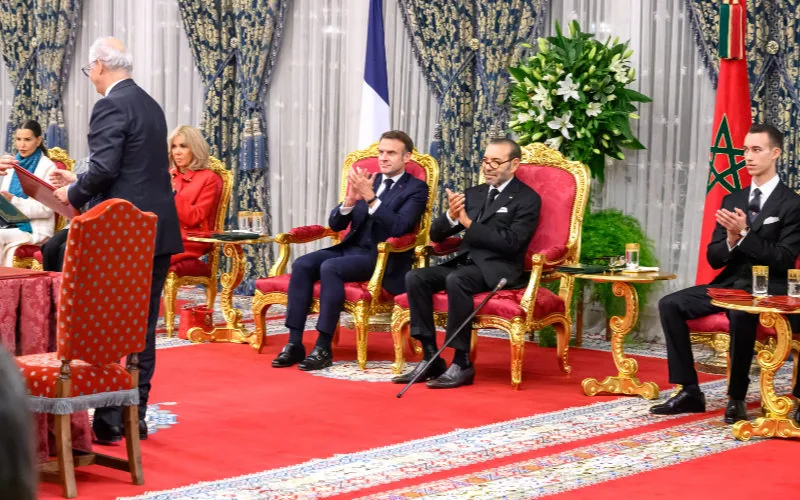 Brigitte Macron deslumbra en Marruecos con un guiño diplomático a la bandera nacional