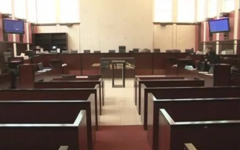 Brutal tortura familiar en Val-d'Oise : Padre marroquí enfrenta juicio por años de violencia extrema