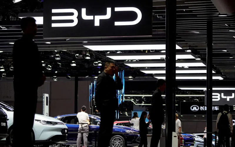 BYD frena su expansión en Marruecos : abandona la fábrica de baterías por baja demanda de autobuses eléctricos