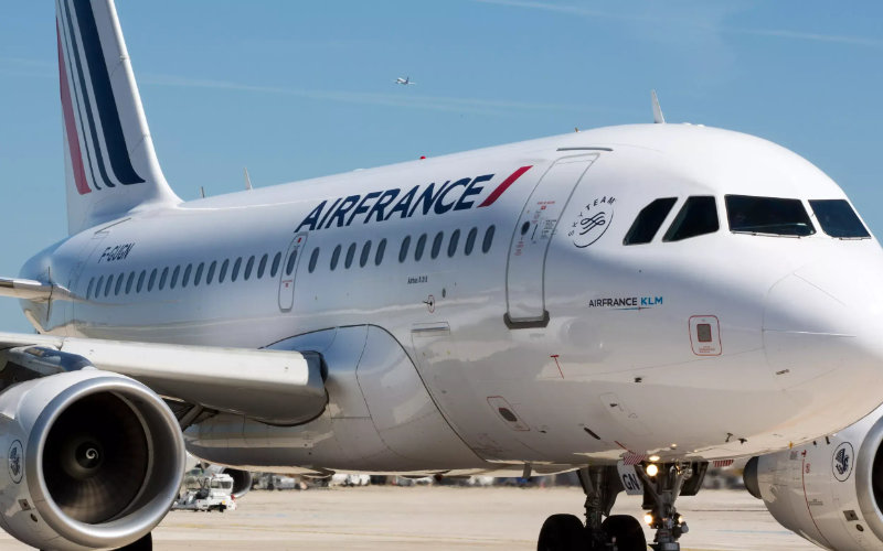 Caos aéreo en Francia : Huelga de controladores provoca cancelaciones masivas y amenaza vuelos a Marruecos