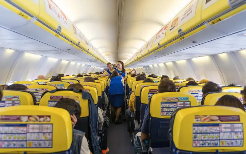 Caos en el aire : Ryanair aterriza de emergencia en Marrakech por pelea entre pasajeros