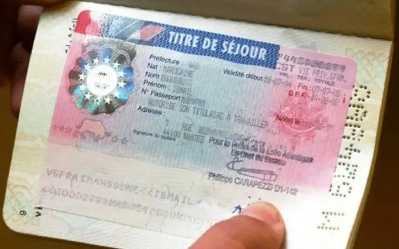 Caos digital : Inmigrante magrebí gana batalla legal contra sistema de residencia francés