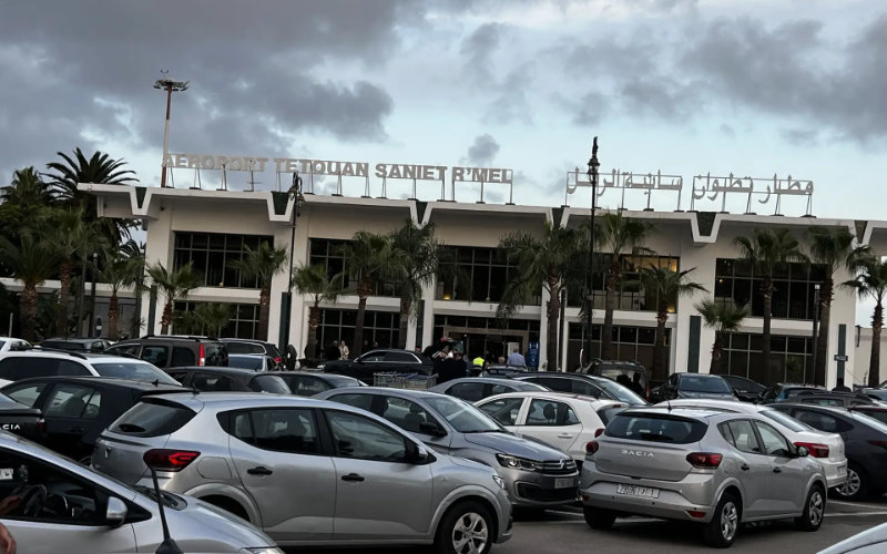 Caos en Tetuán : Taxistas desatan escándalo y ahuyentan turistas