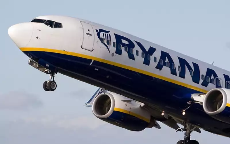 Caos en vuelo Madrid-Rabat : Pasajera ebria intenta entrar a cabina del piloto