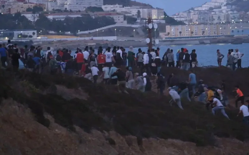 Ceuta : La desesperación juvenil desafía las fronteras y expone la crisis social marroquí