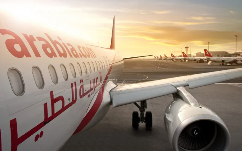 Choque con aves obliga a aterrizaje de emergencia de Air Arabia en Tánger