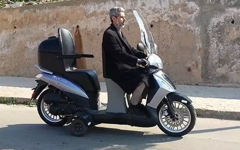 Conflicto en Casablanca : Taxistas se enfrentan al auge de las moto-taxis por apps