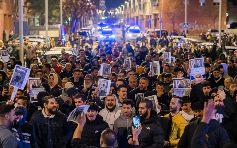 Crece la tensión en Tarragona : Alcalde media entre comunidades tras homicidio en Campclar