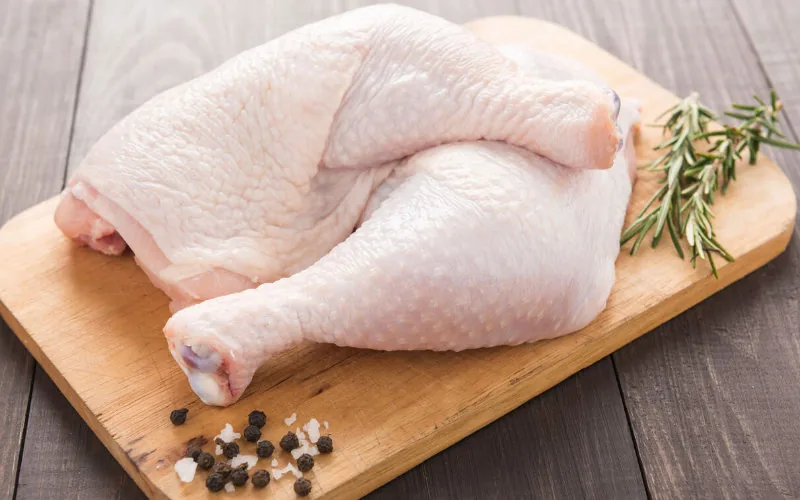 Crisis alimentaria en Marruecos : El precio del pollo se dispara un 30% y golpea a los consumidores
