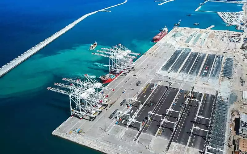 La crisis del transbordo : Puertos españoles pierden terreno ante el auge marroquí