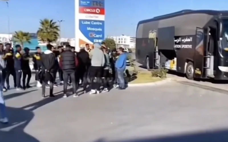 Crisis en el fútbol marroquí : Mas Fès, sin dinero para combustible, salvado por sus hinchas