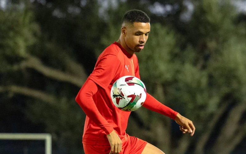 "Crisis y Polémica : En-Nesyri al Borde del Adiós en Fenerbahçe"