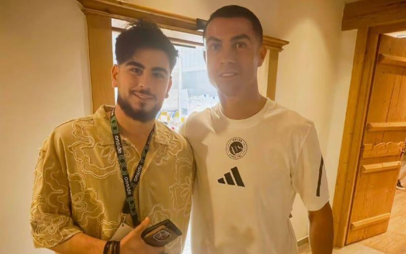 Cristiano Ronaldo y estrellas del Al-Nassr confían en joven peluquero holandés-palestino
