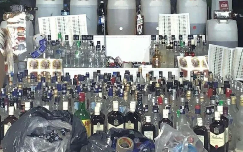 Desmantelan red de contrabando de alcohol adulterado en Agadir : Tres detenidos tras violento enfrentamiento