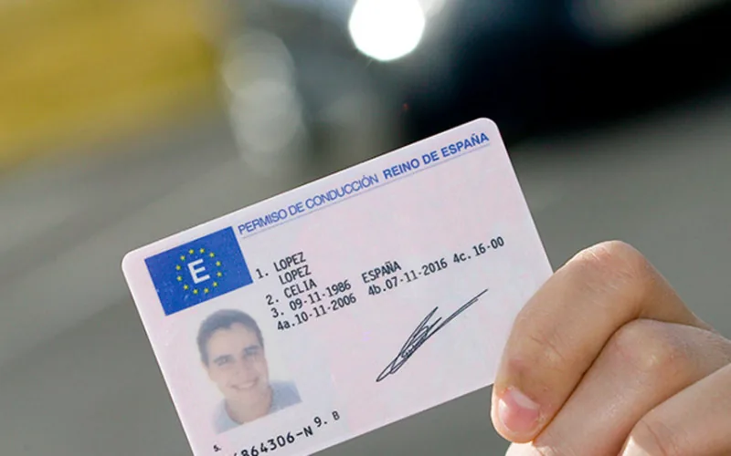 Desmantelan red de falsificación de carnets de conducir en Ceuta : 90 implicados