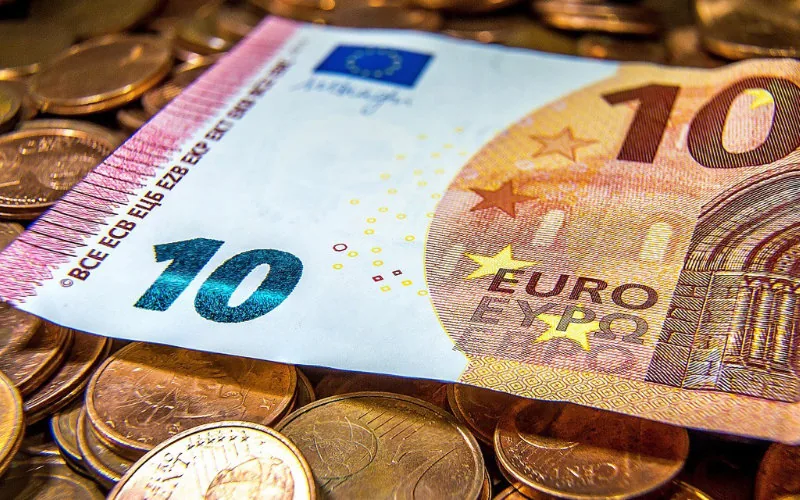 El dirham marroquí se fortalece : Impacto en la economía y el mercado de divisas