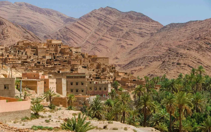 Dramático rescate en acantilado : Turista franco-marroquí atrapado en Agadir