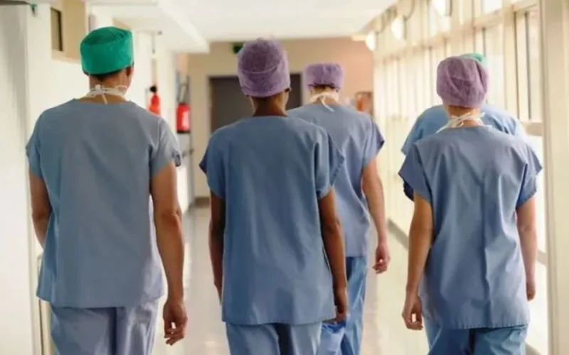 Driouch rompe barreras : Médicos extranjeros llegan para combatir la crisis sanitaria local