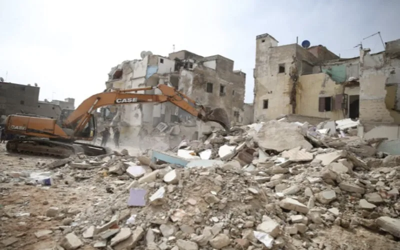 Drones burlados : La astucia del césped sintético frena la demolición de construcciones ilegales en Casablanca