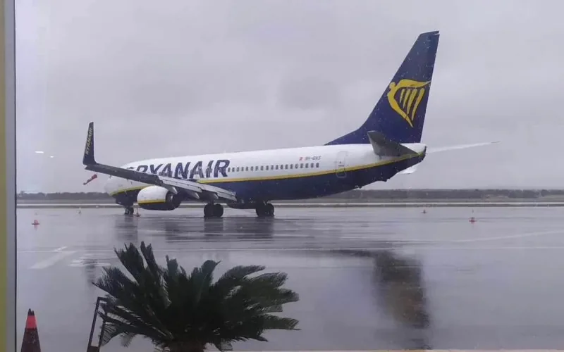 Emergencia en Essaouira : Avión de Ryanair choca con gaviota al aterrizar