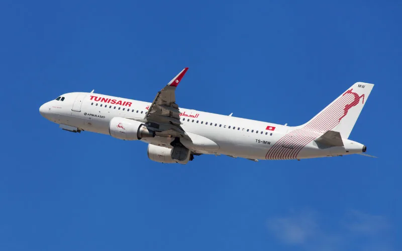Emergencia en vuelo Casablanca-Túnez : Aterrizaje forzoso en Argelia por crisis médica