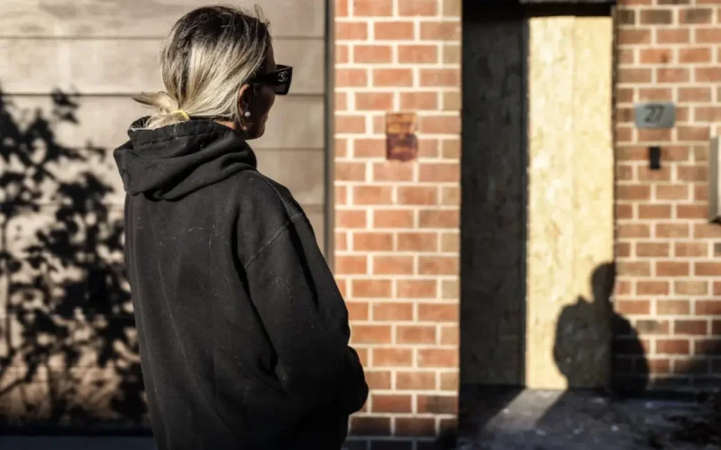 "Escalada de violencia entre influencers : Incendio provocado aterroriza a familia en Bruselas"