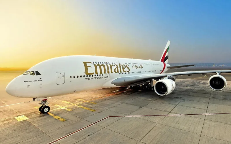 Escándalo en Emirates : Auxiliar detenido en Casablanca con oro y relojes de lujo valorados en millones