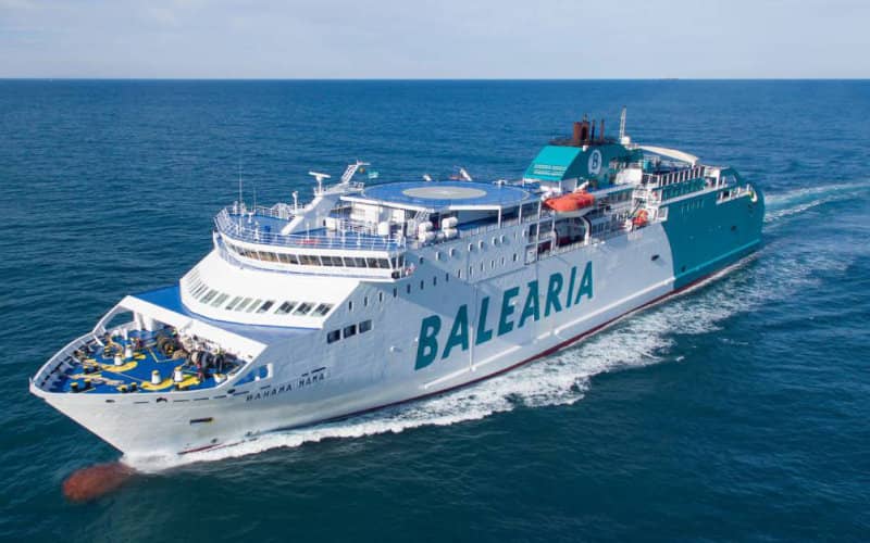 Escándalo en el Estrecho : Balearia bajo fuego por incumplimientos y quejas en la ruta Tarifa-Tánger