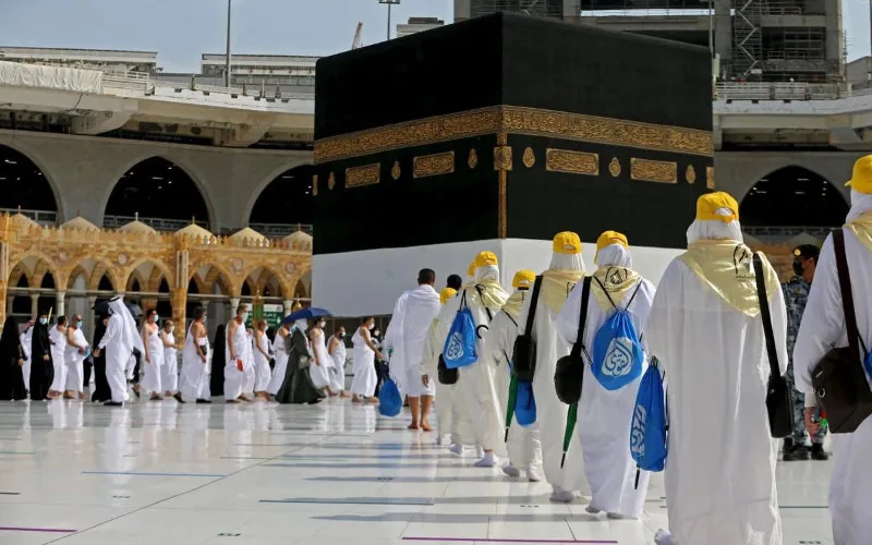 Escándalo en Fès : Agencia de viajes deja peregrinos varados en La Meca durante Ramadán