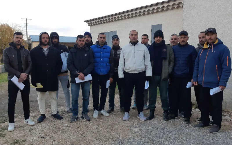 Escándalo laboral en Vaucluse : Trabajadores marroquíes explotados y abandonados en condiciones infrahumanas